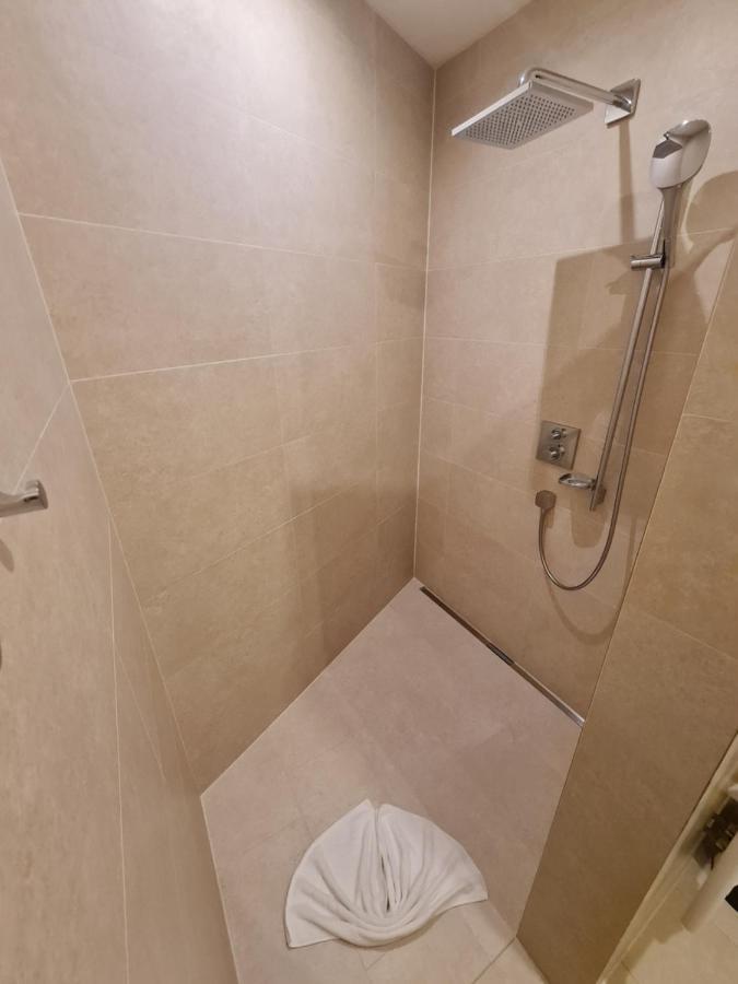 Appartement Dahoam By Tani à Oberndorf en Tyrol Extérieur photo